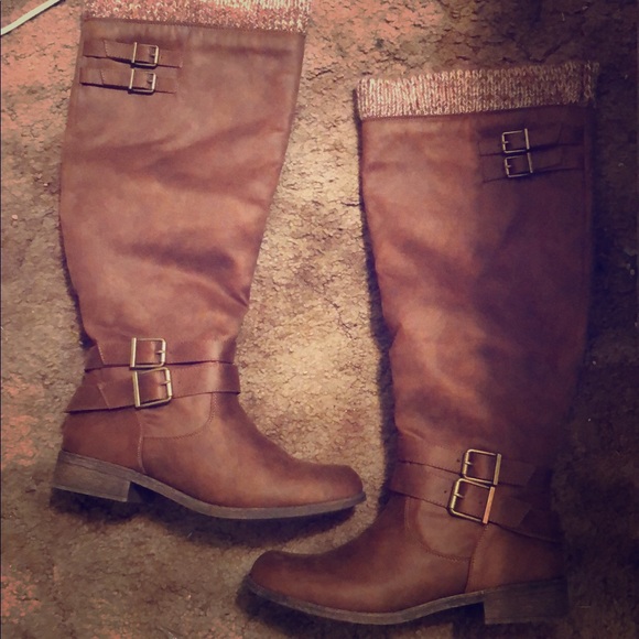 Boots - Picture 1 of 2